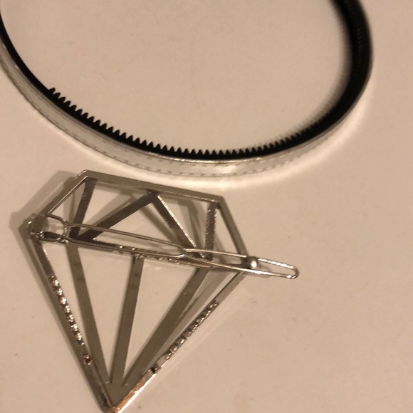 Hair accessories gem barrette and silver headband - Picture 3 of 3